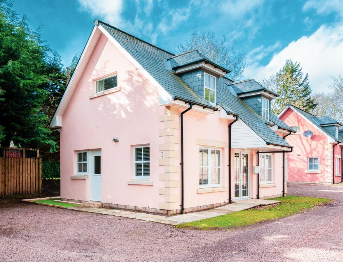 Pink Spa Nest Blairgowrie and Rattray Экстерьер фото
